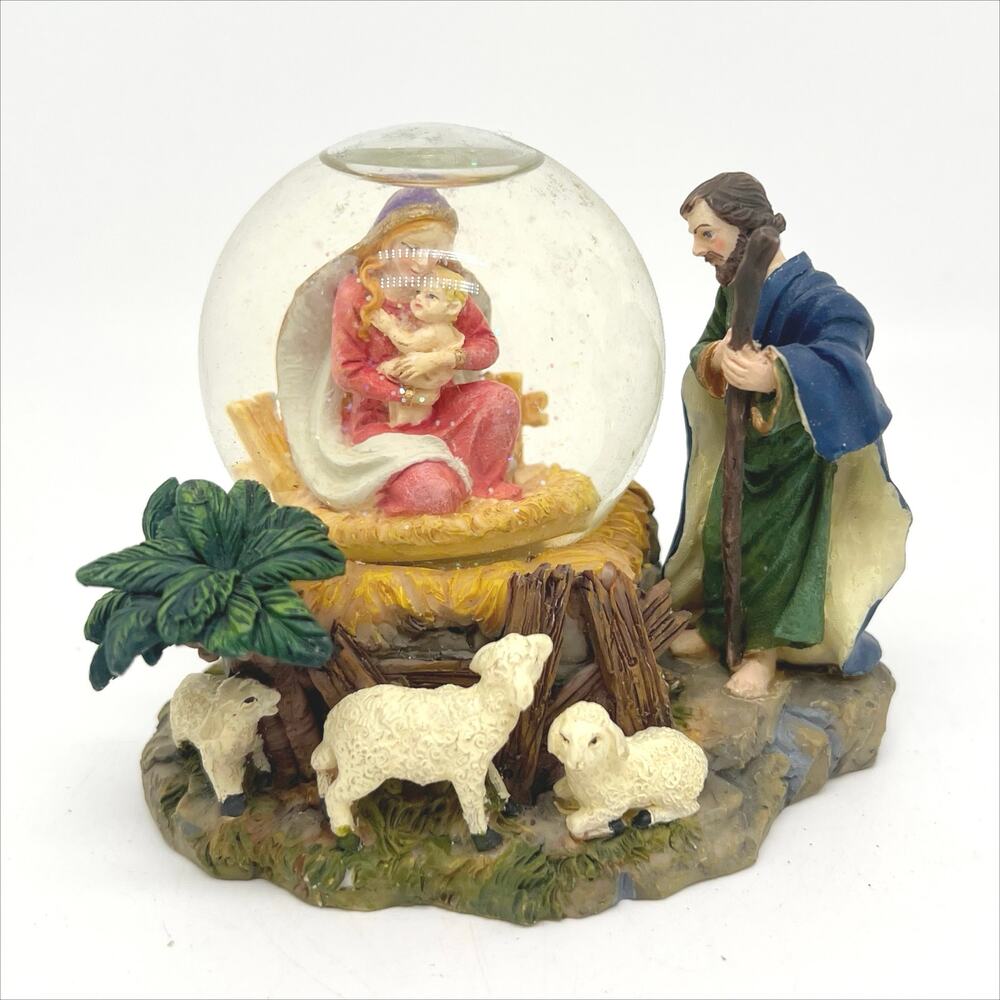 Vintage Holiday Home Accents Christmas Nativity Scene Snow Globe 4"